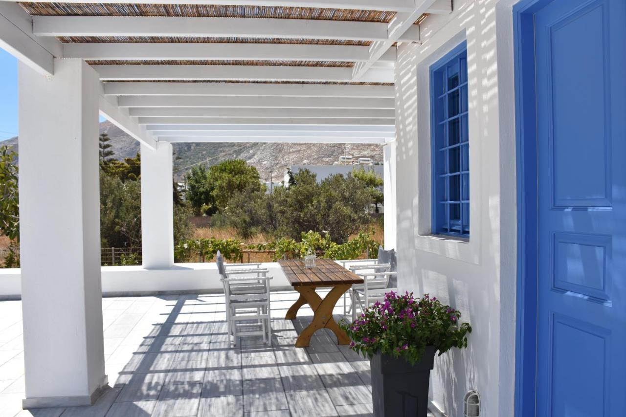 Spacious Veranda, House For 3, In The Village. Kamari  Luaran gambar